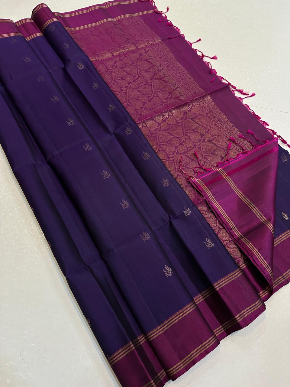 Indigo Violet with Magenta Large Paisley Zari Pallu